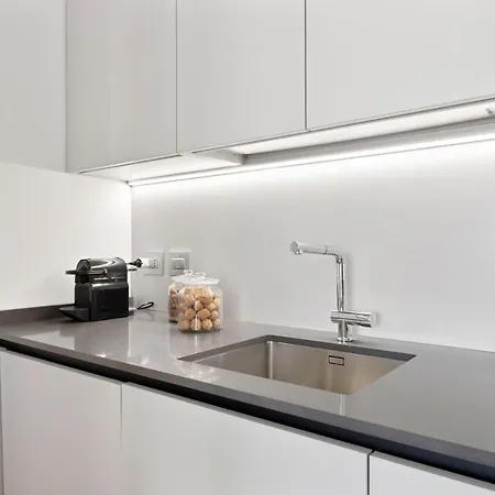 Lejlighed Altido Spacious Apt For 4 With Balcony In Porta Romana Milano